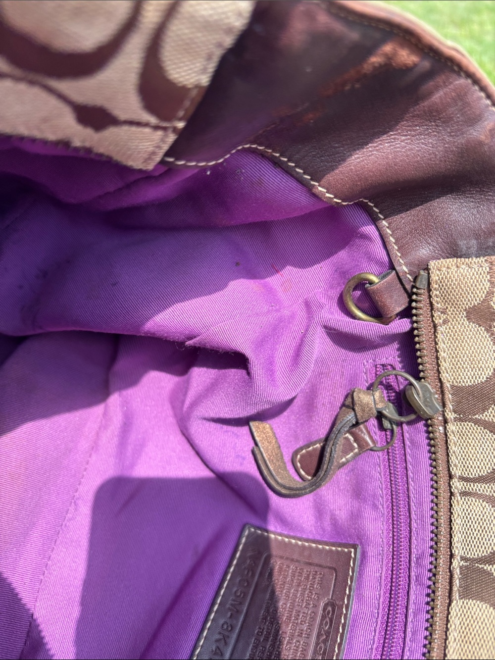 CoachY2K from the 2000 Beige and Brown Signature Canvas Tote - Picture 7 of 12